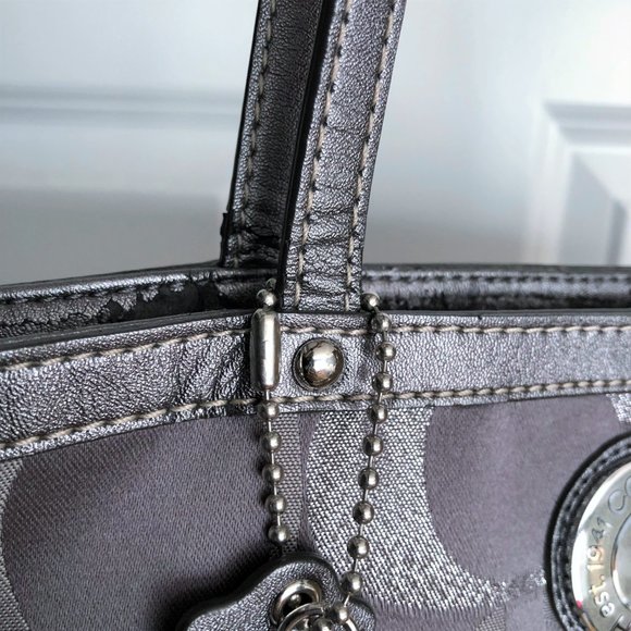 "SOLD" -COACH Silver Signature Metallic Tote Purse - Picture 12 of 12